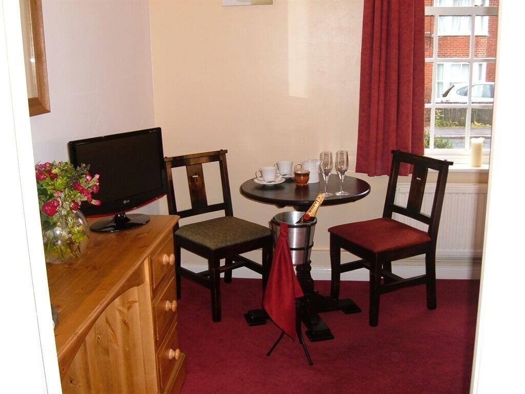 The Wheatsheaf Inn Cuckfield ภายนอก รูปภาพ