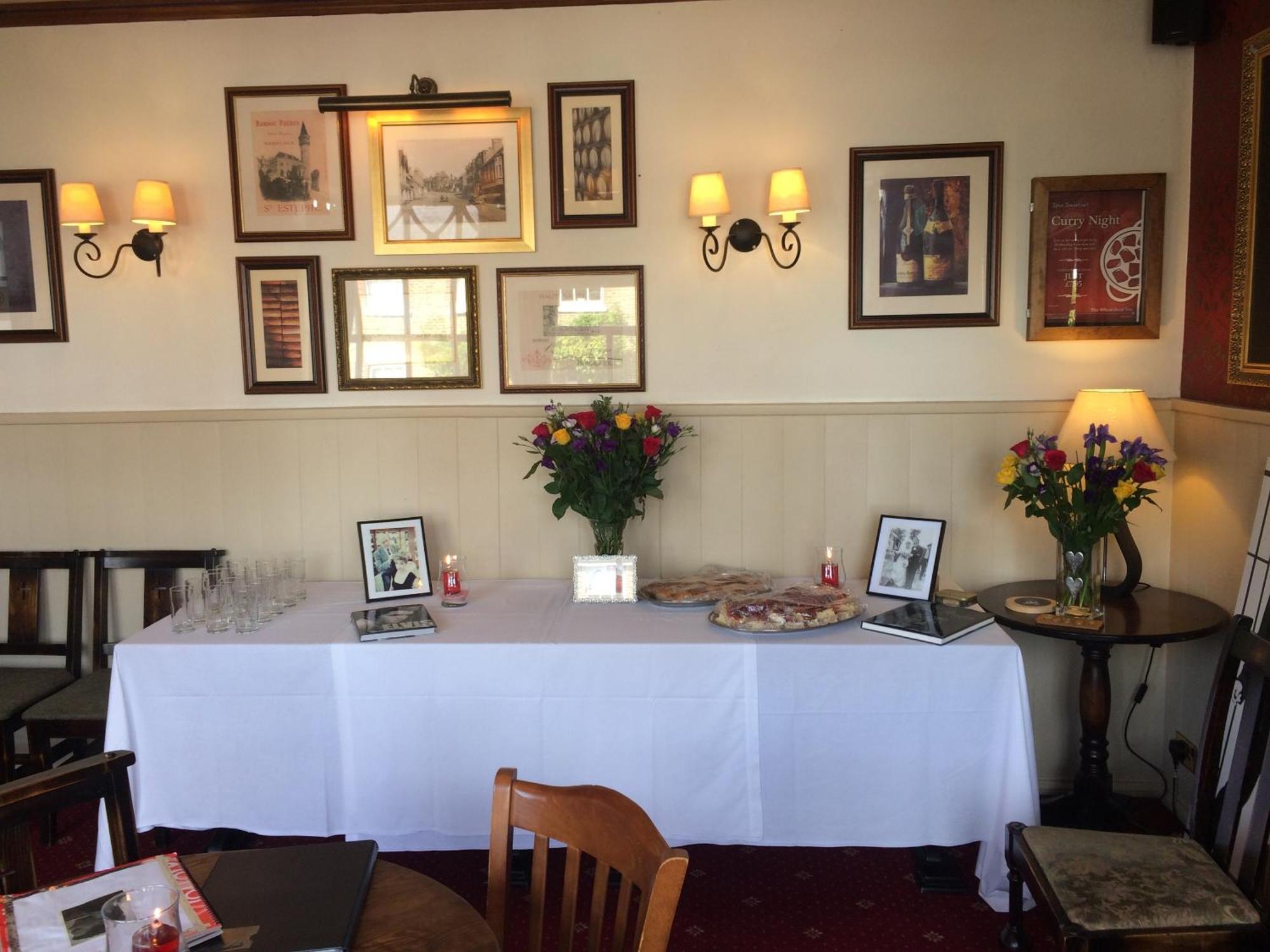 The Wheatsheaf Inn Cuckfield ภายนอก รูปภาพ